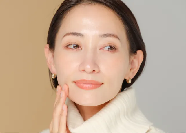 乾燥やカサつき毛穴が気にならない肌のイメージ写真
