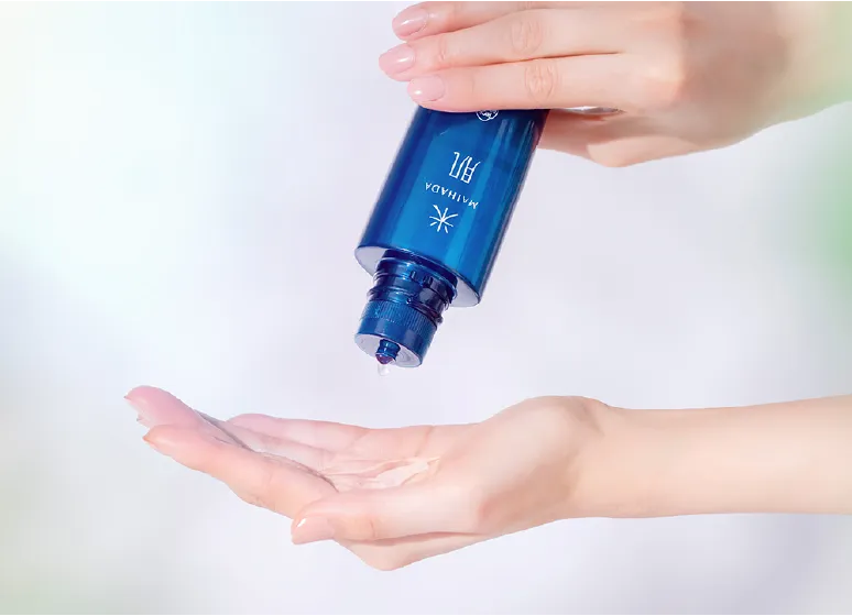 肌潤化粧水の商品画像